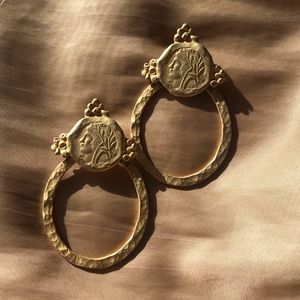 Vintage gold earrings